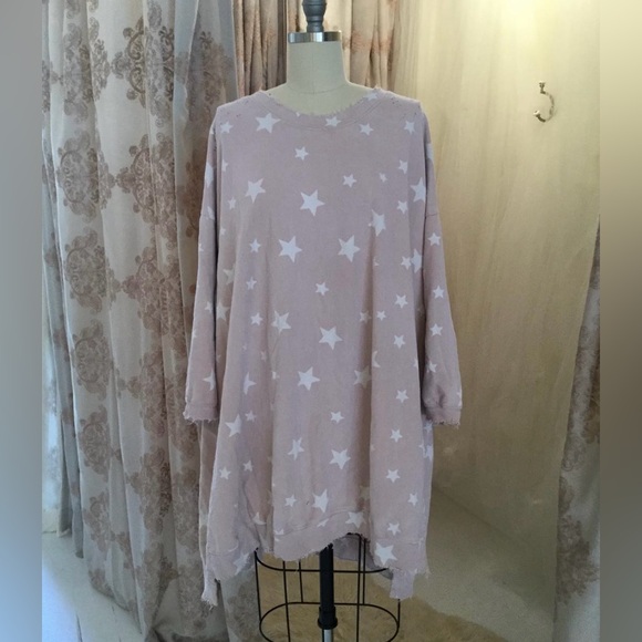 Magnolia Pearl Pink Star Pullover Sweatshirt - Picture 2 of 5